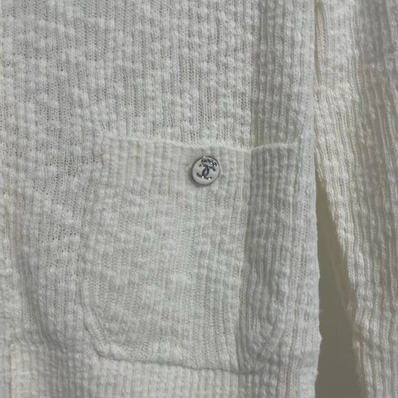 The Chanel Coco Beach 2025 collection Cardigan - Picture 8 of 14